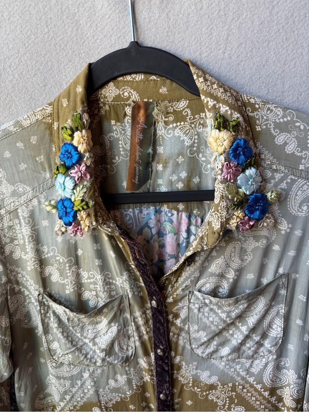 Aratta Silent Journey Floral Embroidered Boho Patchwork Paisley Button Up Top XS - Picture 3 of 11